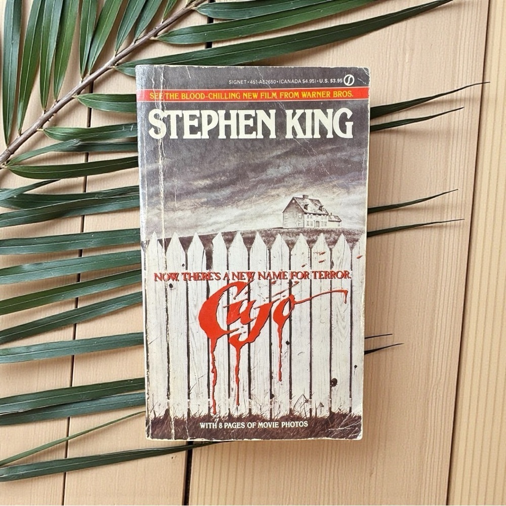 Stephen King Cujo — 1982 Signet Movie Tie-In Edition | Vintage Horror Paperback